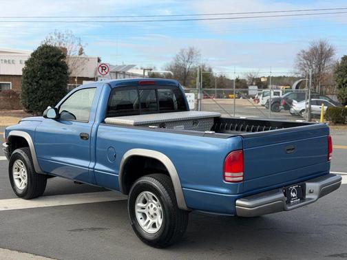 2002 Dodge Dakota Base