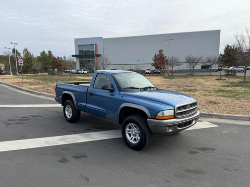 2002 Dodge Dakota Base
