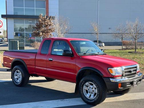2000 Toyota Tacoma Base