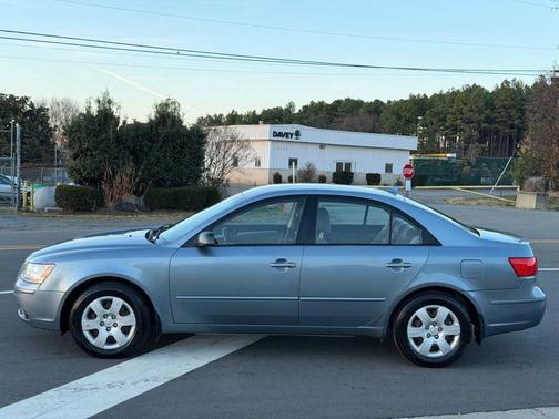 2010 Hyundai SONATA GLS