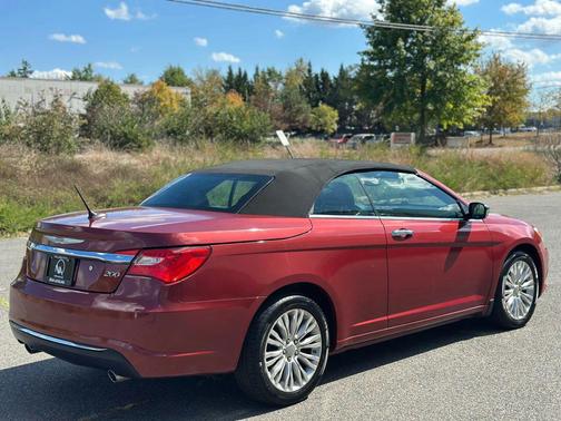 2012 Chrysler 200 Limited