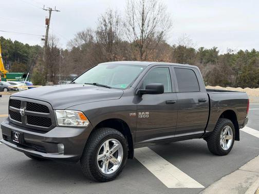 2017 RAM 1500 Express