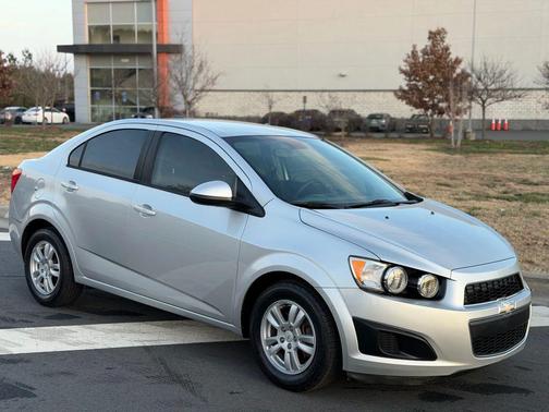 2012 Chevrolet Sonic 2LS