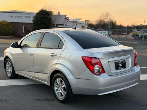2012 Chevrolet Sonic 2LS