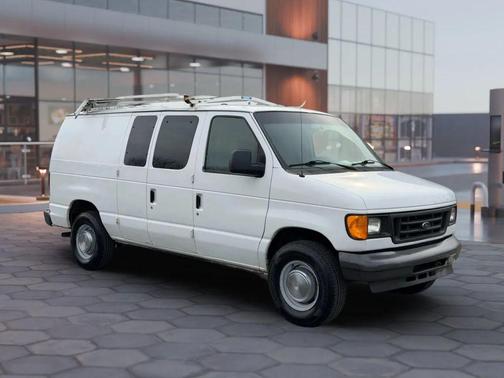 2006 Ford E250 Base