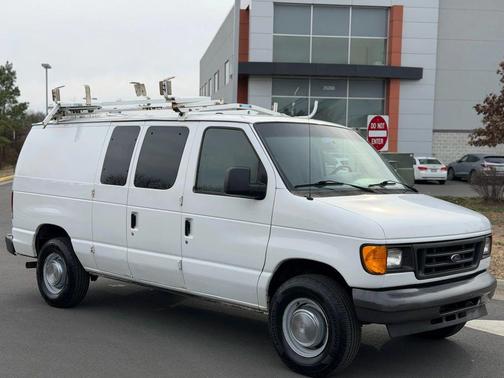 2006 Ford E250 Base