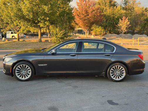 2011 BMW 740 Li