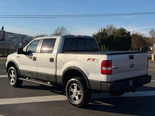 2005 Ford F-150 FX4