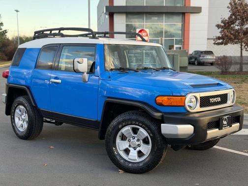 2007 Toyota FJ Cruiser Base