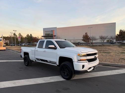 2017 Chevrolet Silverado 1500 2LT