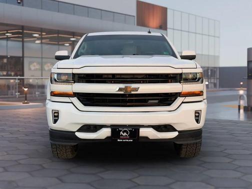 2017 Chevrolet Silverado 1500 2LT