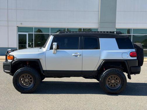 2008 Toyota FJ Cruiser Base