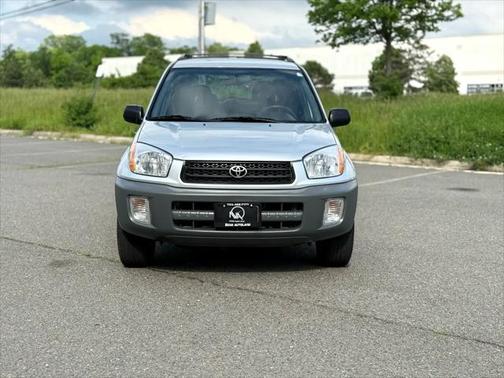2001 Toyota RAV4 Base