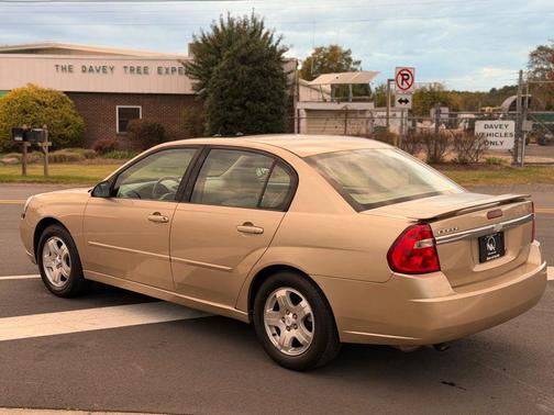 2005 Chevrolet Malibu Base