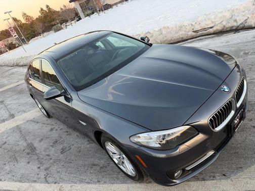 2016 BMW 528 528i Sedan 4D