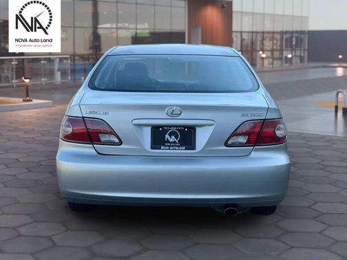 Millennium Silver Metallic 2003 Lexus ES 300 Base