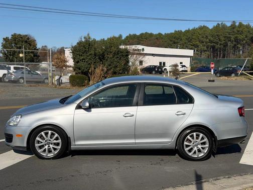 2010 Volkswagen Jetta Limited Edition