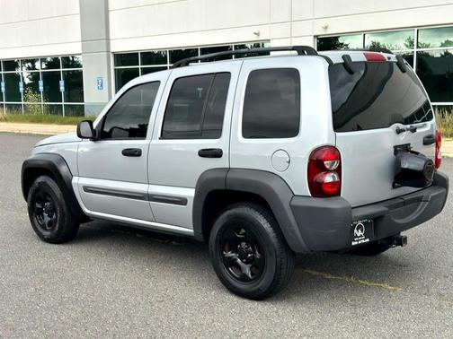 2004 Jeep Liberty Sport