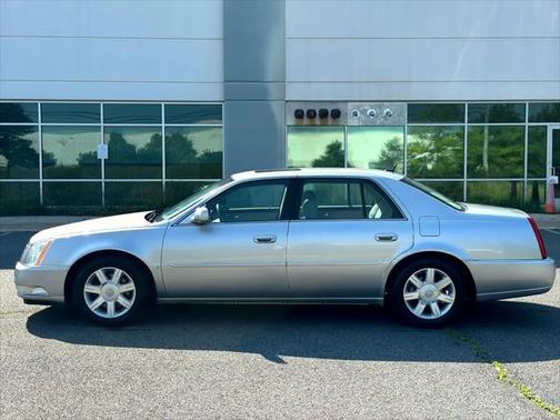 2006 Cadillac DTS Luxury