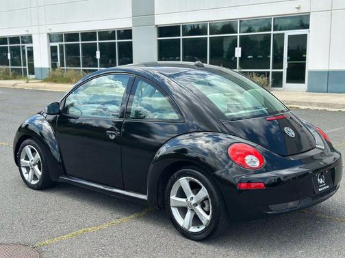 2008 Volkswagen New Beetle Black Tie Edition