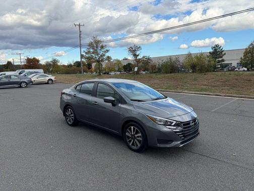 2025 Nissan Versa 1.6 SV