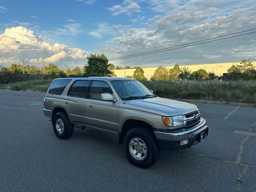 2002 Toyota 4Runner SR5