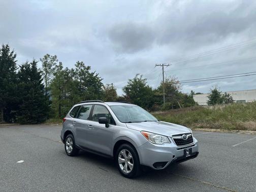 2015 Subaru Forester 2.5i