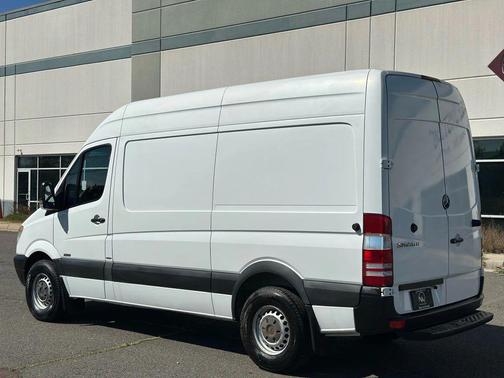 2010 Mercedes-Benz Sprinter 2500 High Roof