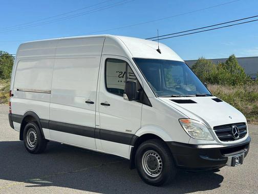 2010 Mercedes-Benz Sprinter 2500 High Roof