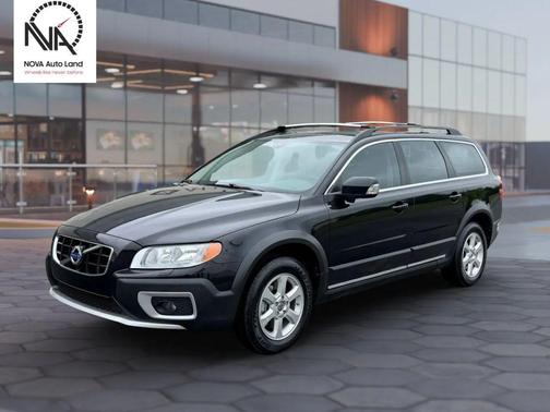 Black 2011 Volvo XC70 3.2