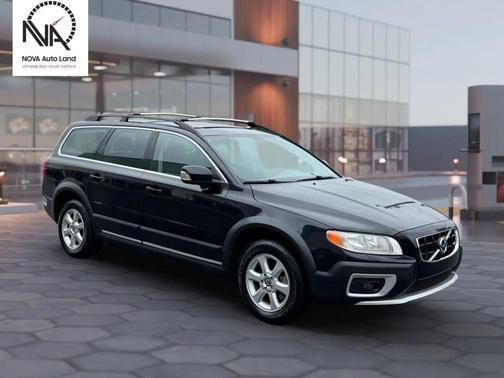 Black 2011 Volvo XC70 3.2