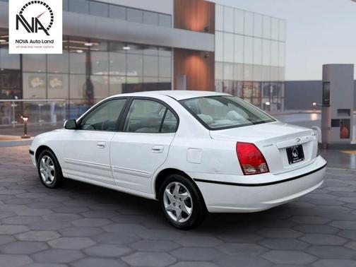Nordic White 2004 Hyundai ELANTRA GT