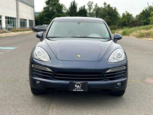 2013 Porsche Cayenne Cayenne