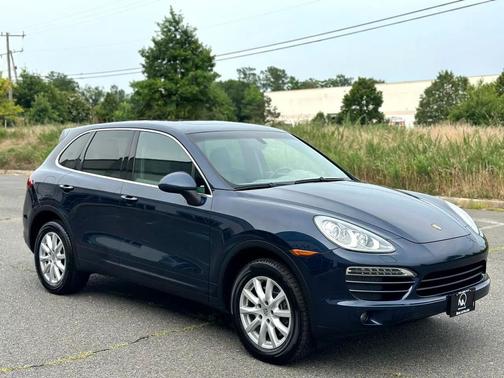 2013 Porsche Cayenne Base