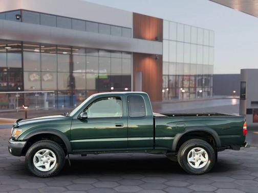 2004 Toyota Tacoma Xtracab