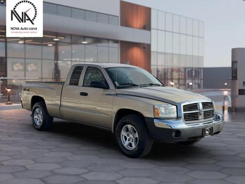 2005 Dodge Dakota SLT Club Cab