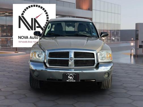 2005 Dodge Dakota SLT Club Cab
