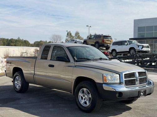 2005 Dodge Dakota SLT Club Cab