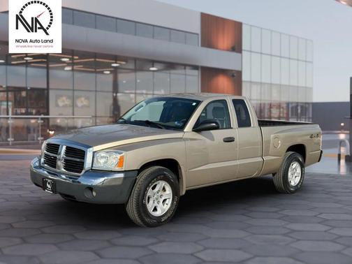 2005 Dodge Dakota SLT Club Cab