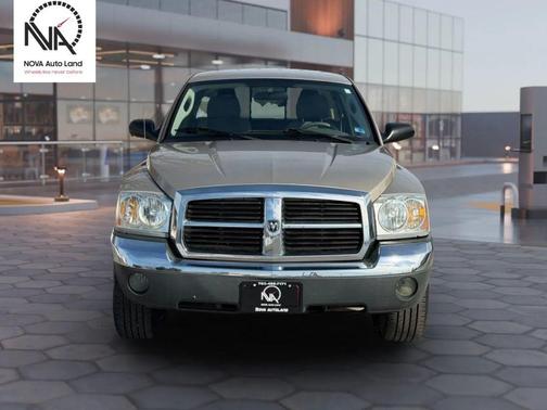 2005 Dodge Dakota SLT Club Cab