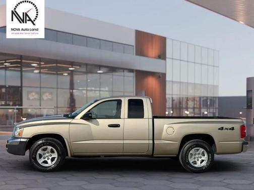 2005 Dodge Dakota SLT Club Cab