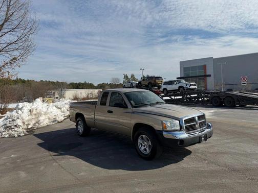 2005 Dodge Dakota SLT Club Cab