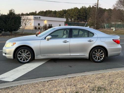 2010 Lexus LS 460 Base