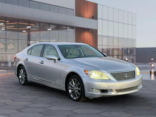 2010 Lexus LS 460 Base