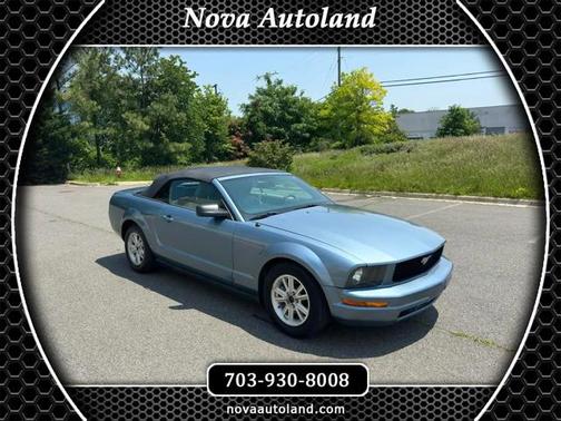 2006 Ford Mustang Deluxe