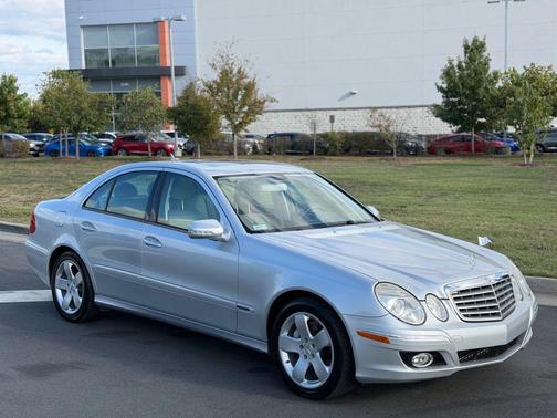 2007 Mercedes-Benz E-Class E 550 Sedan 4D