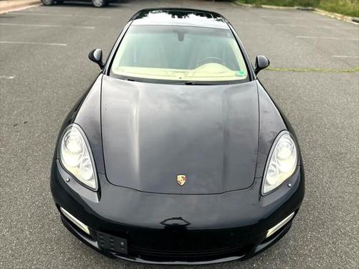 2010 Porsche Panamera Turbo