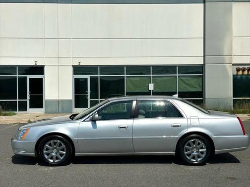 2010 Cadillac DTS Premium Collection