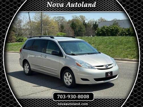 2010 Toyota Sienna LE