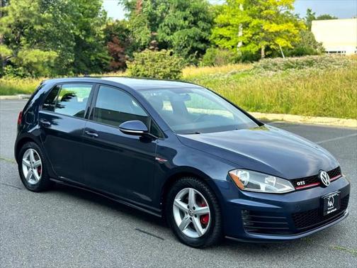 2015 Volkswagen Golf GTI 2.0T S 4-Door